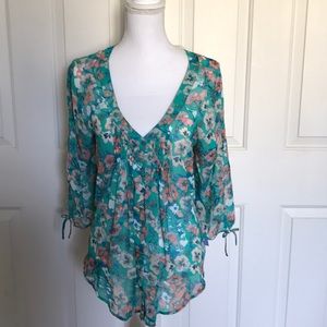 NWT Lauren Conrad pintuck chiffon sz L blouse